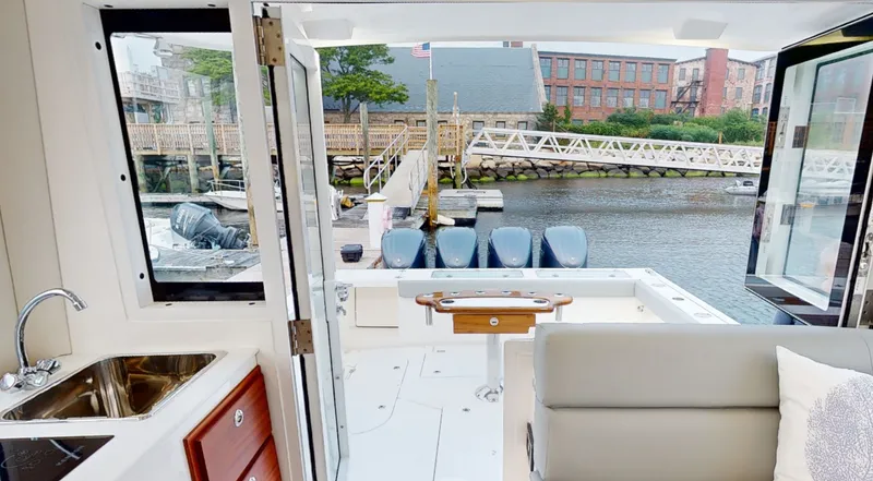 Slide: The Image of North Coast 415HT Cruise - 5