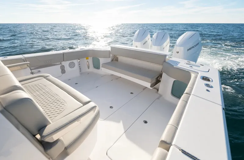 Slide: The Image of Phenom 37 - 6