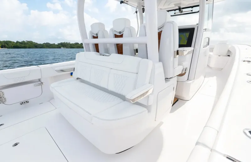 Slide: The Image of Phenom 37 - 5