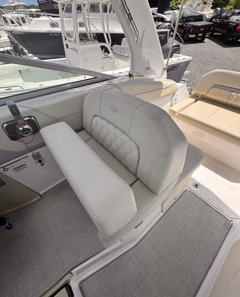 Slide: The Image of Regal 26 Express 2021 - 3