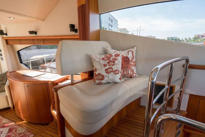 Slide: The Image of Sunseeker Predator 2010 - 1501287