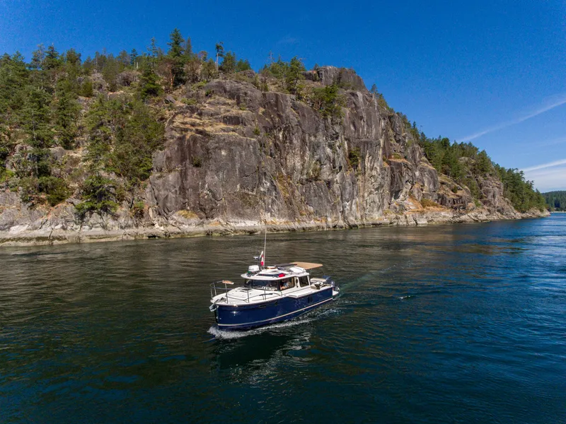 Slide: The Image of Ranger Tug R-27 Ranger Tug - 16
