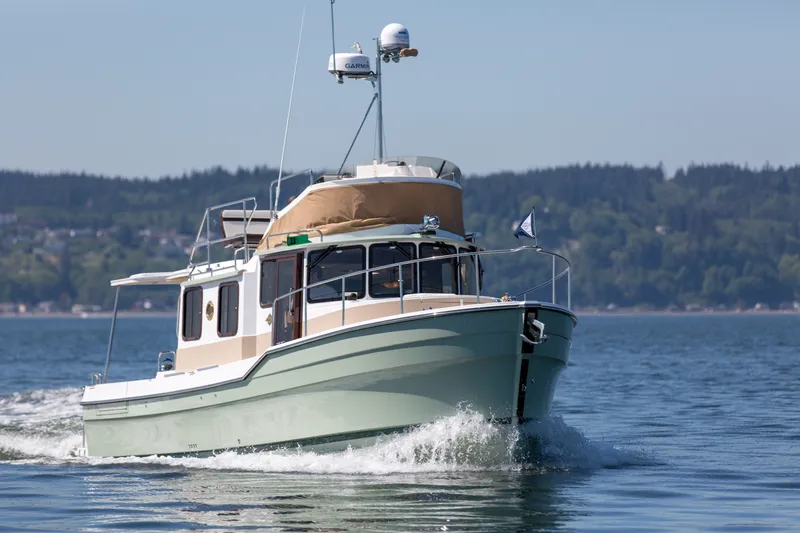 Slide: The Image of Ranger Tug R-31 CB Ranger Tug - 1