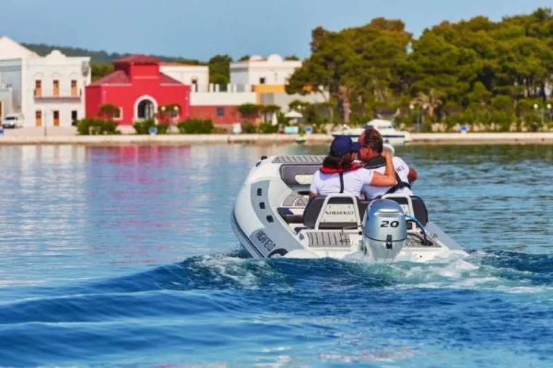 Slide: The Image of Highfield Classic 360 Deluxe 2022 - 1522161