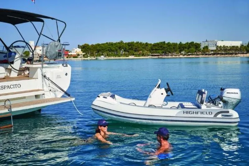 Slide: The Image of Highfield Classic 360 Deluxe 2022 - 1522162