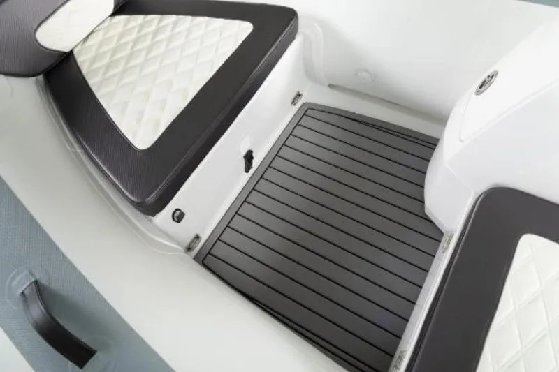 Slide: The Image of Highfield Classic 360 Deluxe 2022 - 1522164