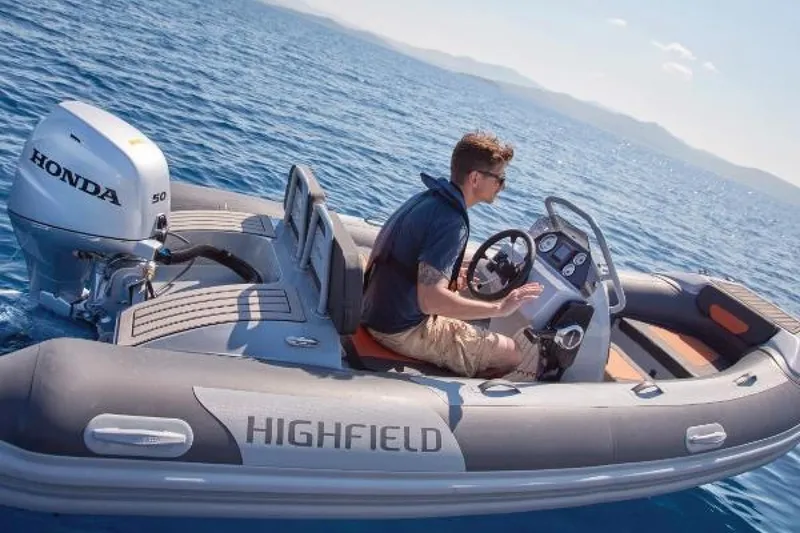 Slide: The Image of Highfield 460 DL 2022 - 1523174