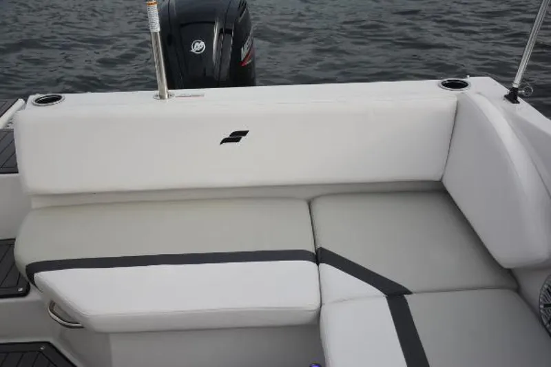 Slide: The Image of Starcraft 171 SVX 2025 - 1524739