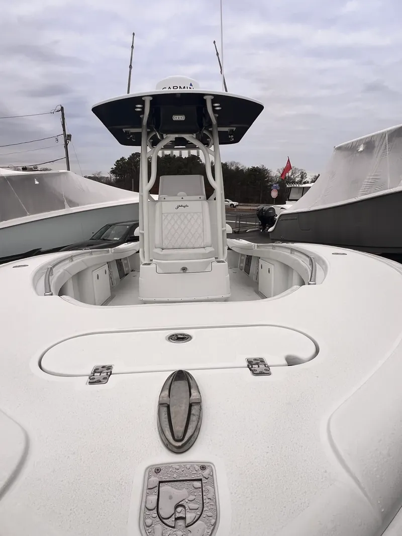 Slide: The Image of Yellowfin 2021 Yellowfin 26 Hybrid CC 2021 - 2
