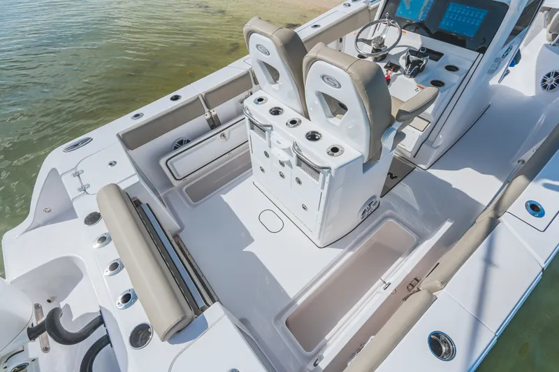 Slide: The Image of Sportsman 262 Open CC - 12