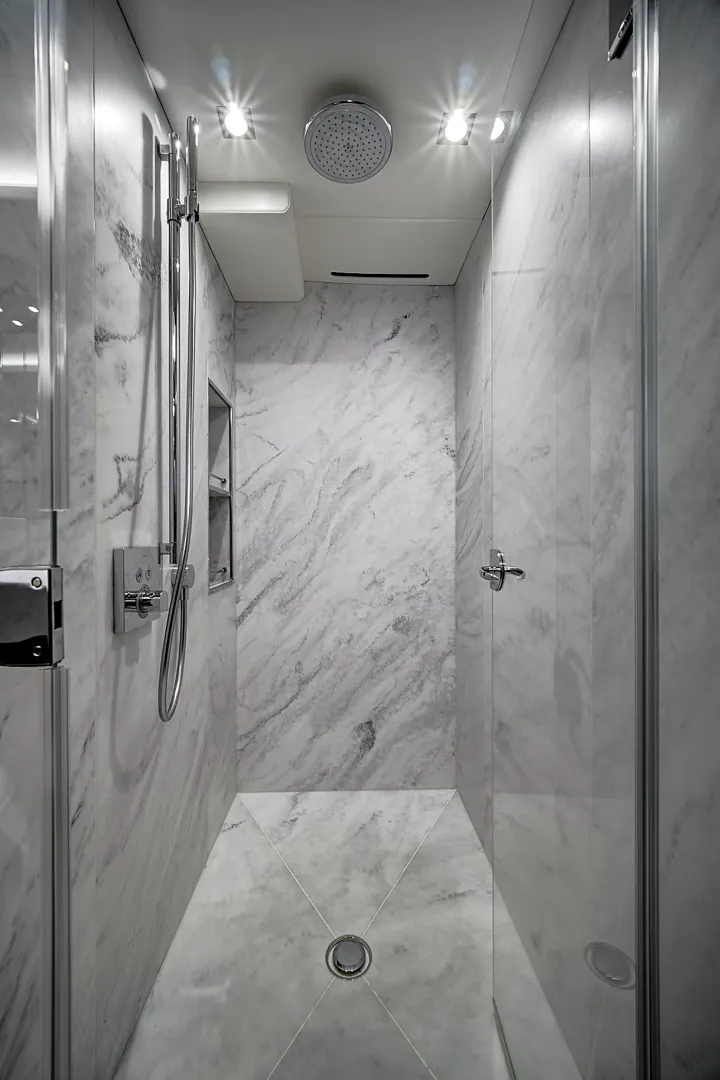 Slide: The Image of Sunseeker 86 Yacht 2019 - 1556721