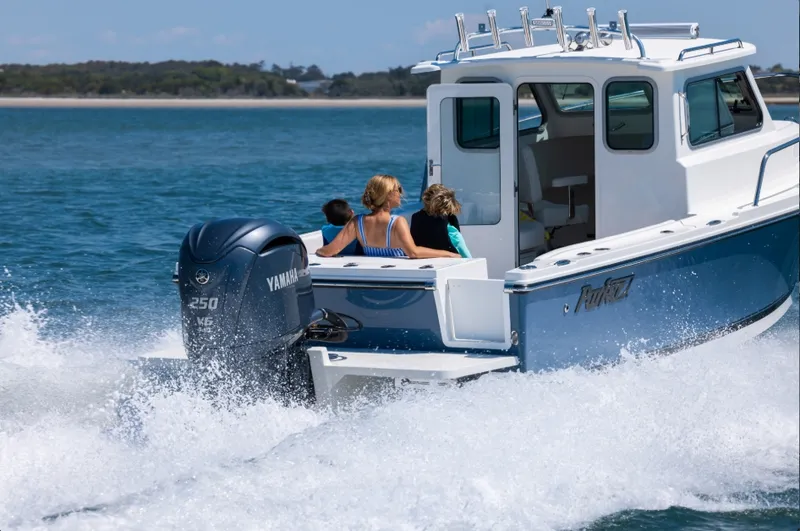 Slide: The Image of Parker Marine 227 Explorer - 3
