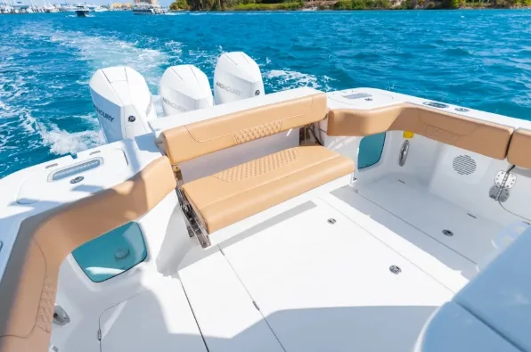 Slide: The Image of Phenom 34 Center Console 2026 - 18