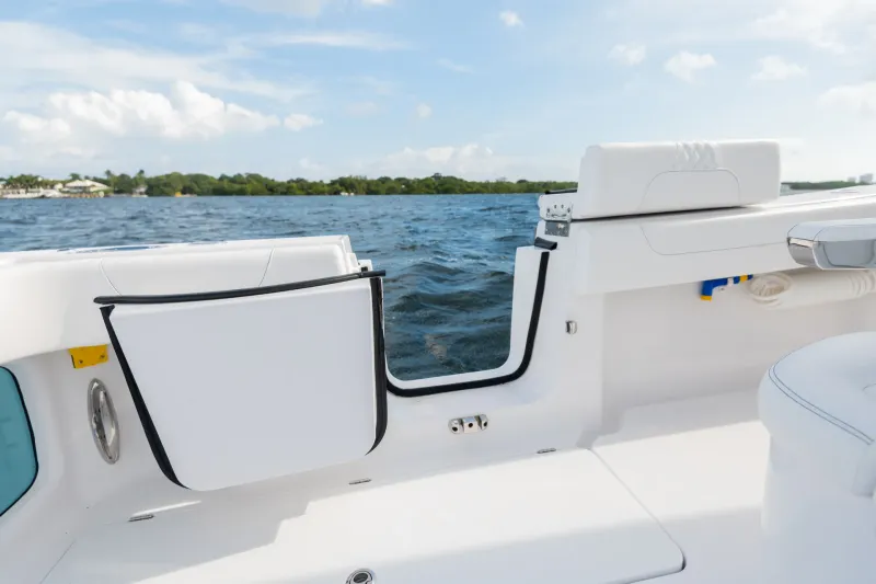 Slide: The Image of Phenom 37 Center Console 2026 - 2