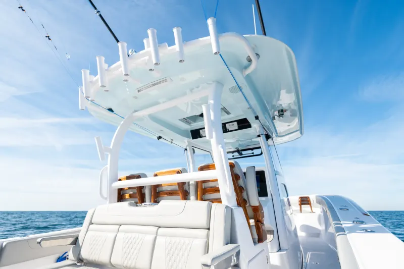 Slide: The Image of Phenom 37 Center Console 2026 - 24