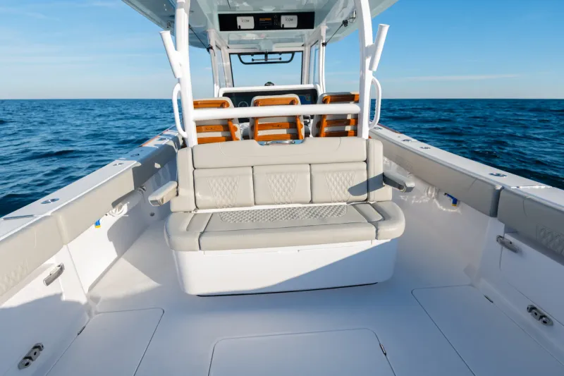 Slide: The Image of Phenom 37 Center Console 2026 - 15