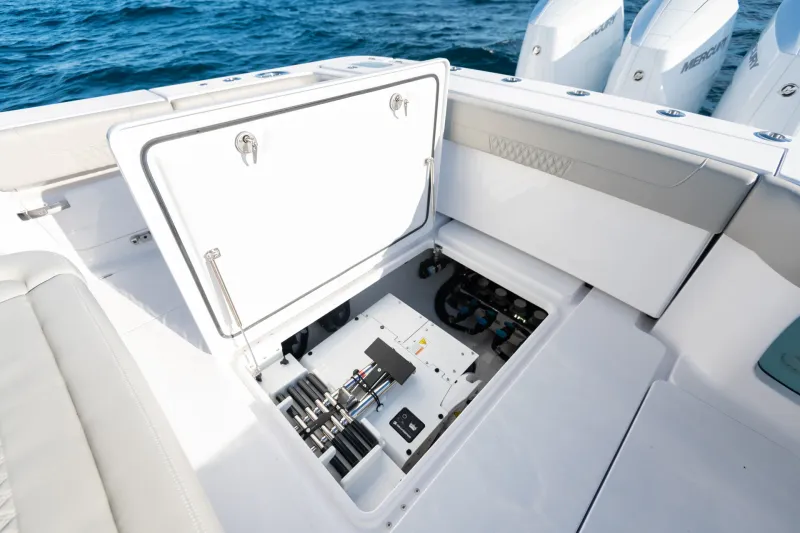 Slide: The Image of Phenom 37 Center Console 2026 - 3