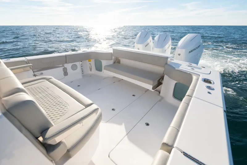 Slide: The Image of Phenom 37 Center Console 2026 - 17