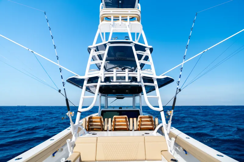 Slide: The Image of Phenom 43 Center Console - 17