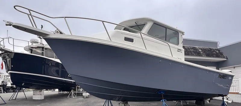 The Image of Parker Marine 2025 Parker 2520 Pilot House 2025 - 0
