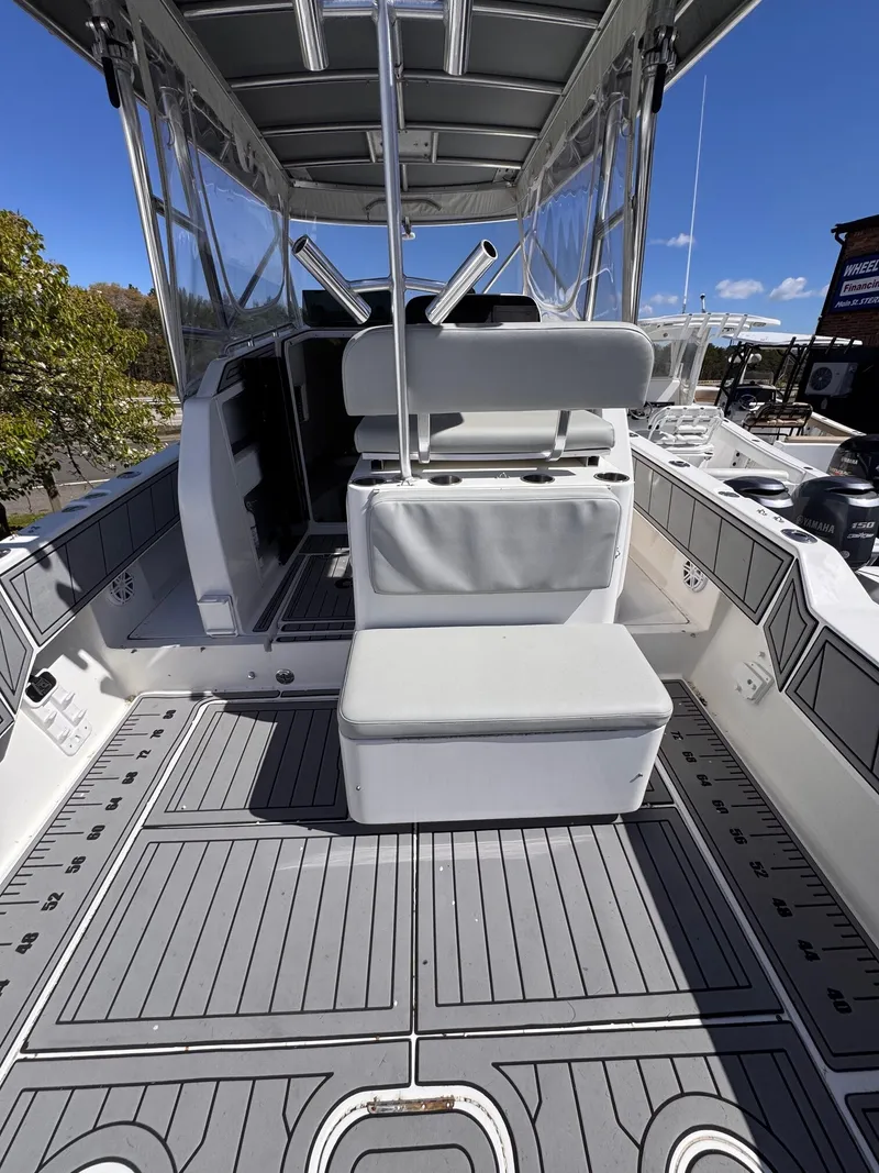 Slide: The Image of Contender 2005 Contender 36 FA Center Console 2025 - 4