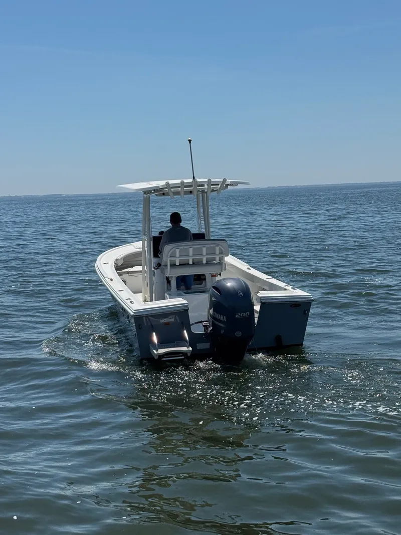 Slide: The Image of Parker Marine 2023 Parker 23SE Center Console 2023 - 4