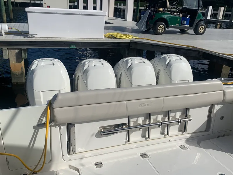 Slide: The Image of Boston Whaler 420 Outrage 2017 - 1556476