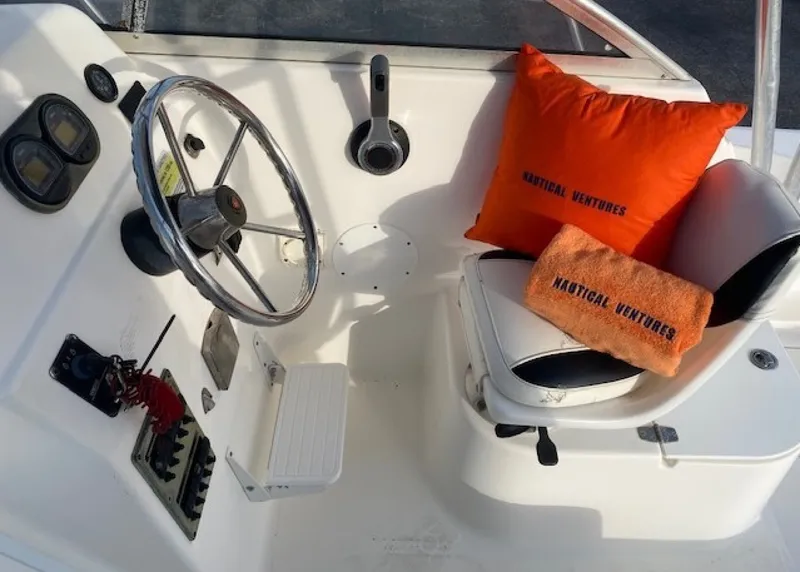 Slide: The Image of Century 2300 Walkaround 2001 - 1565572