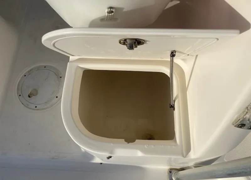 Slide: The Image of Century 2300 Walkaround 2001 - 1565571