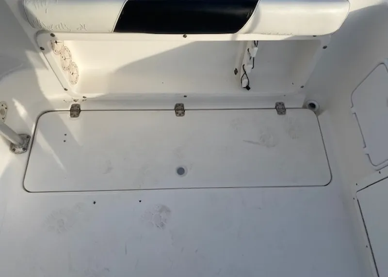 Slide: The Image of Century 2300 Walkaround 2001 - 1565544