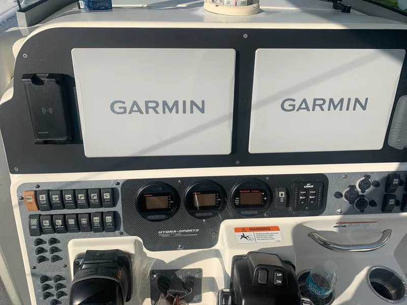 Slide: The Image of Hydra-Sports 2900 CC 2008 - 1576803