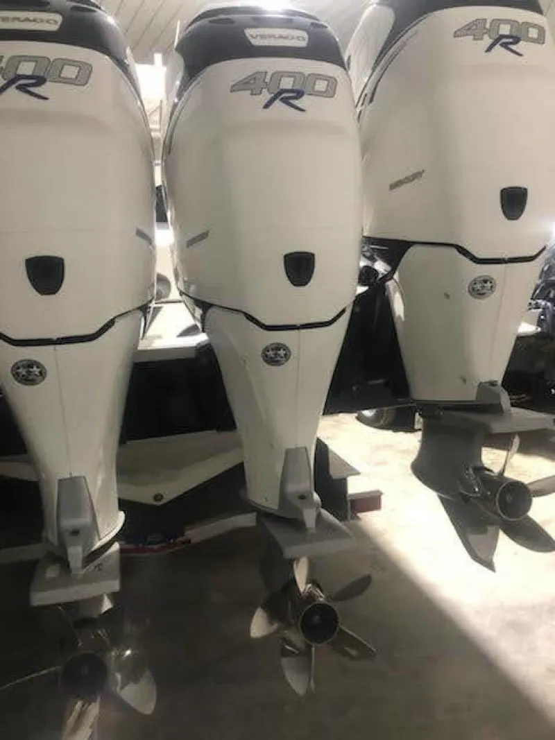 Slide: The Image of Midnight Express 39 Cuddy 2019 - 1600162