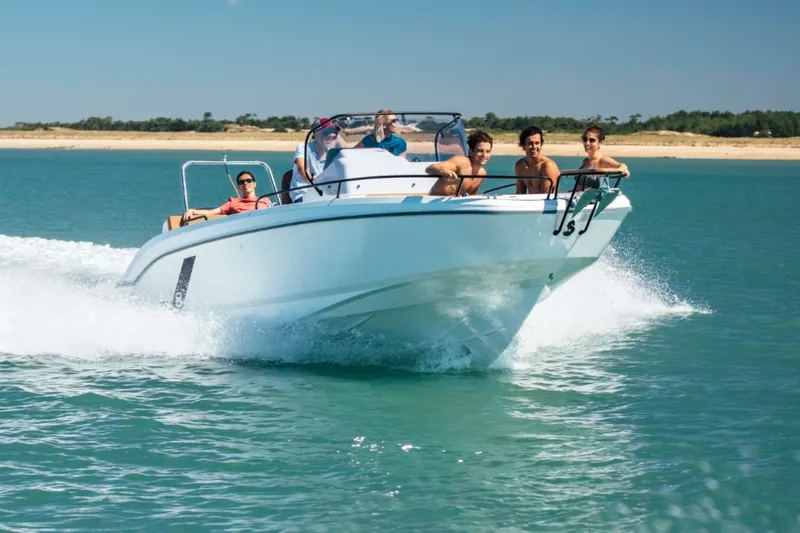 Slide: The Image of Beneteau Flyer 8 Spacedeck 2026 - 1584827
