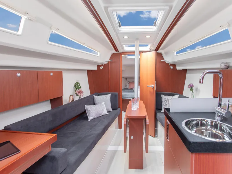 Slide: The Image of Hanse 315 2025 - 1587327