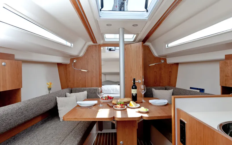 Slide: The Image of Hanse 315 2025 - 1587343