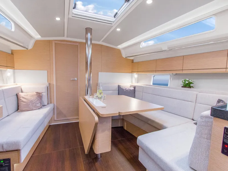 Slide: The Image of Hanse 418 2025 - 1587454