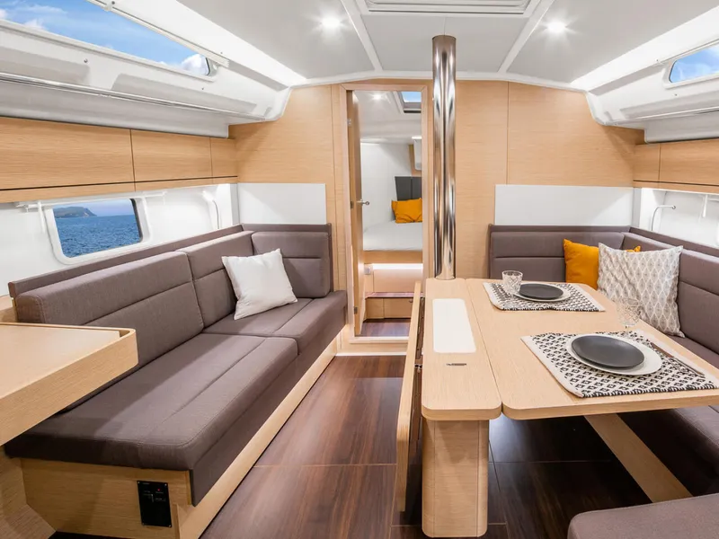 Slide: The Image of Hanse 418 2025 - 1587465