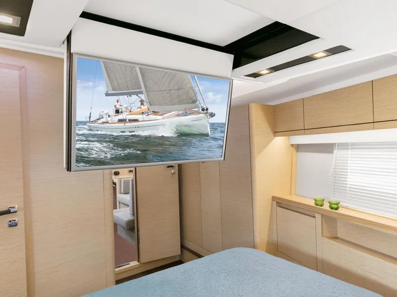 Slide: The Image of Hanse 548 2025 - 1587631