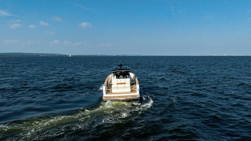 Slide: The Image of Pardo Yachts 38 Walkaround 2025 - 5298595