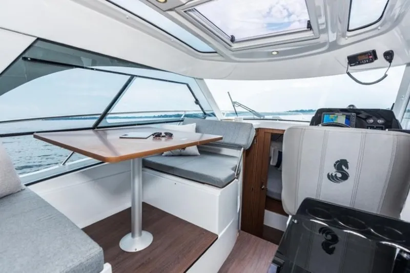 Slide: The Image of Beneteau Antares 9 2025 - 1611622