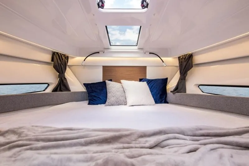 Slide: The Image of Beneteau Antares 9 2025 - 1611628