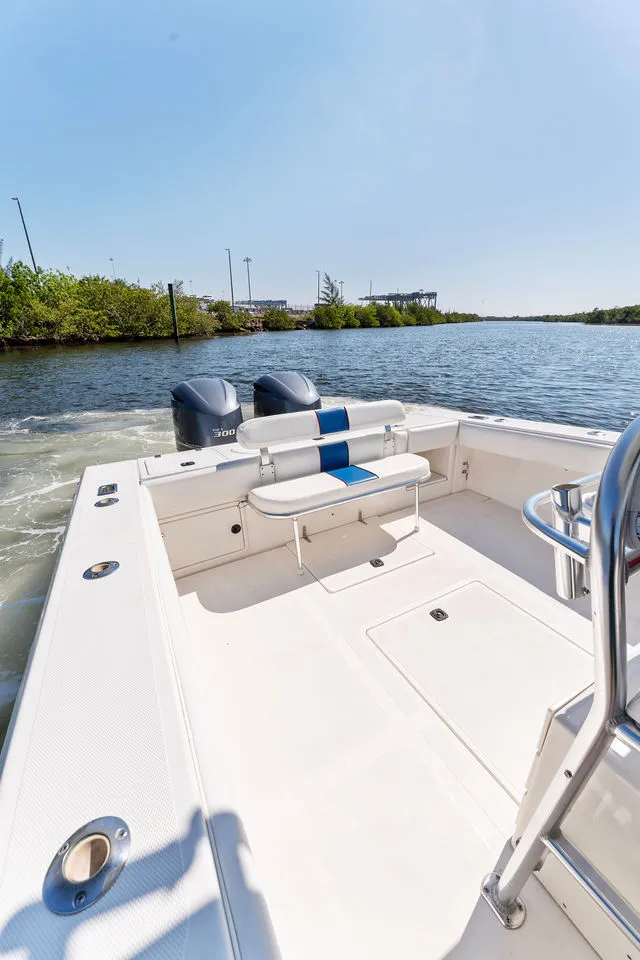 Slide: The Image of Venture 34 Center Console 2001 - 16
