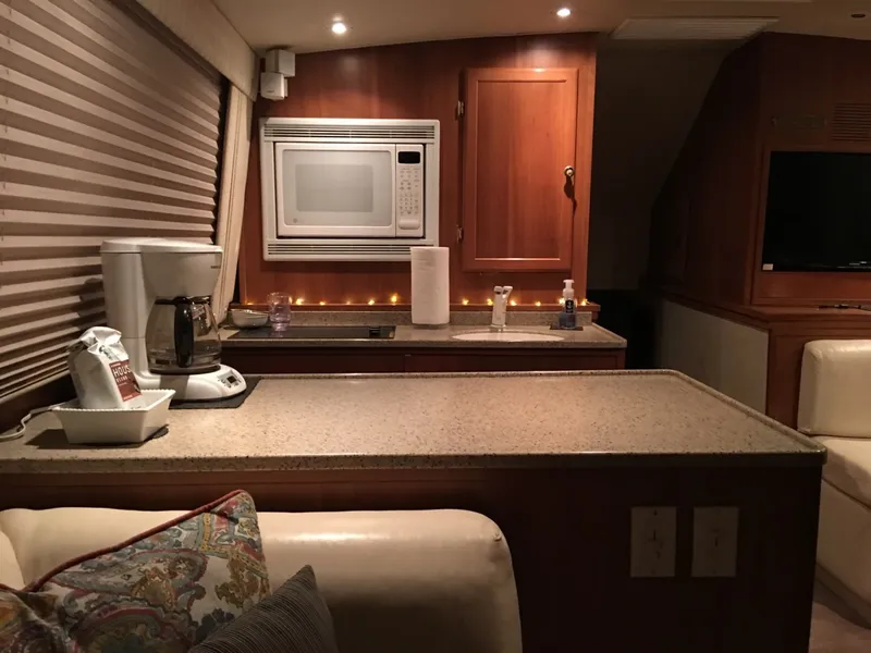 Slide: The Image of Ocean Yachts 48 Super Sport 1987 - 1643536