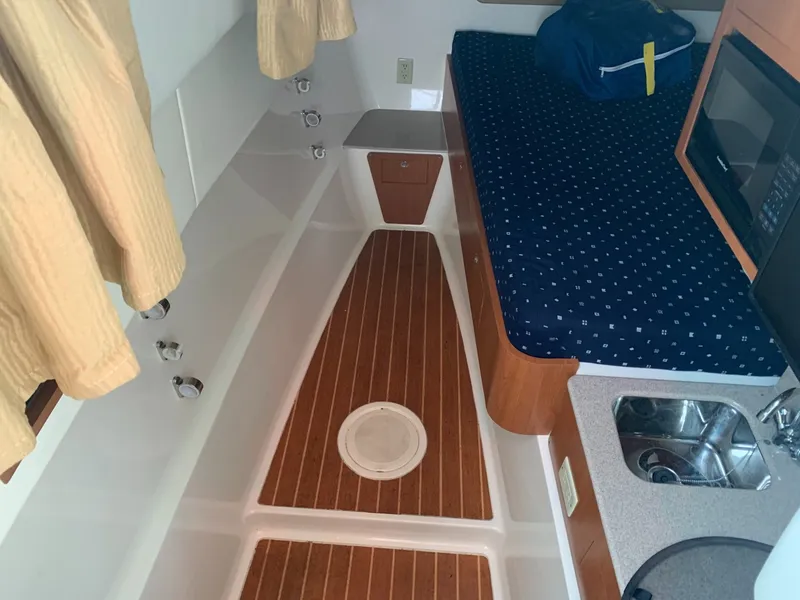 Slide: The Image of World Cat 320 EC 2015 - 1646607