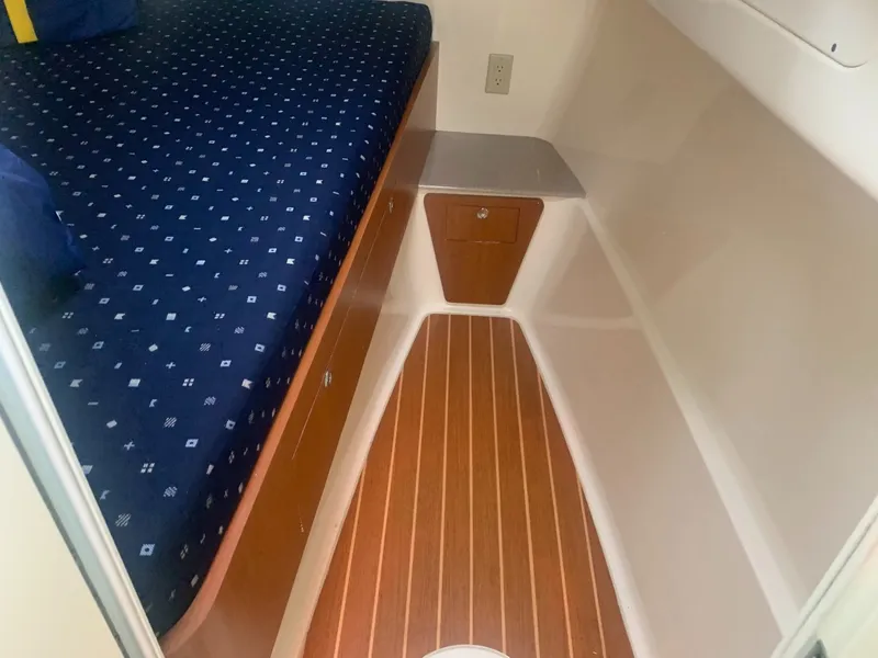 Slide: The Image of World Cat 320 EC 2015 - 1646609