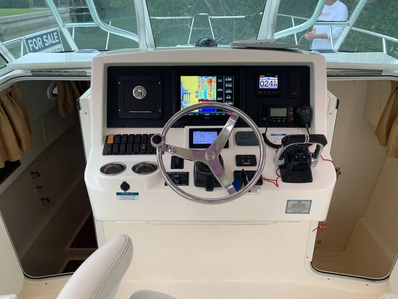 Slide: The Image of World Cat 320 EC 2015 - 1646601