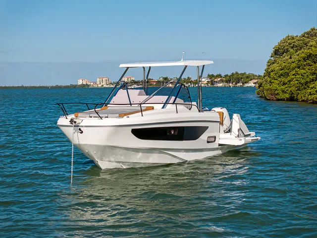 Slide: The Image of Beneteau Flyer 9 SunDeck 2025 - 9