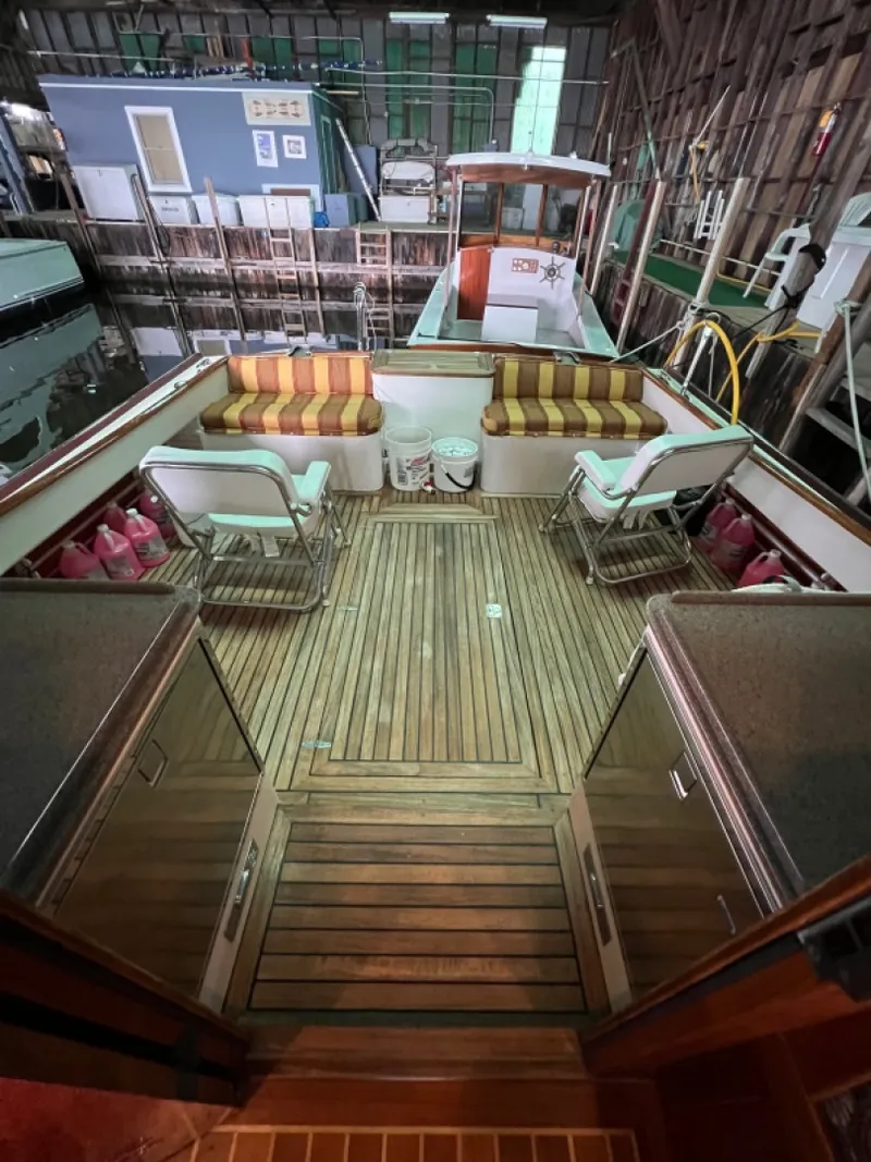 Slide: The Image of Cockpit Looking Aft - 3155255