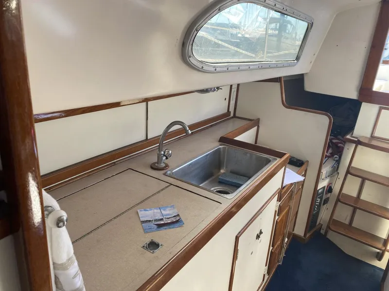 Slide: The Image of Columbia Sloop 1967 - 3497793