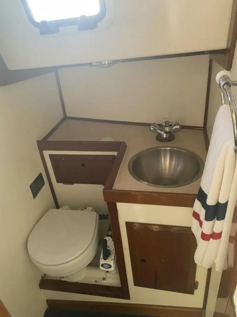 Slide: The Image of Columbia Sloop 1967 - 3497800